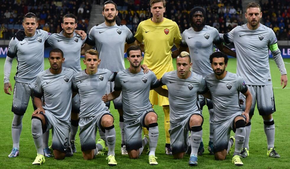 篮球火箭球员连续三场助攻上双