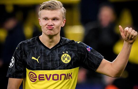 格纳布里：凯恩在防守中表现出色，进球归功于球队定位球教练