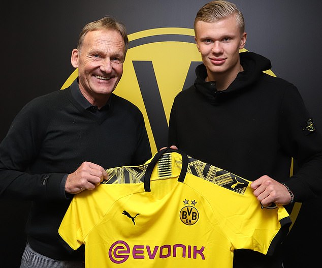 官方：前流浪者主帅克莱门特执教诺维奇，双方签约至2029年