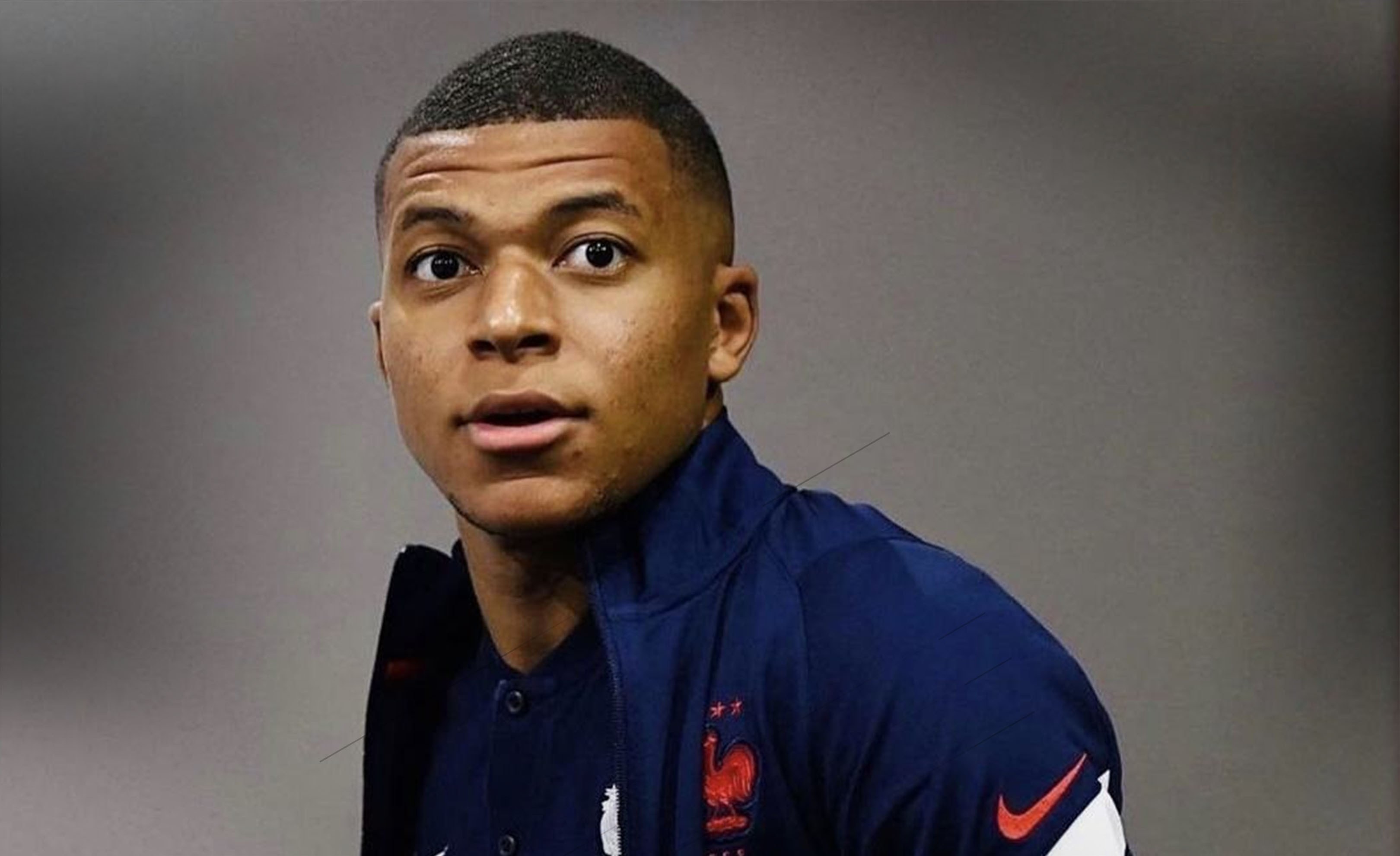 卡什：莱万就该当波兰队长，普罗别日撤他袖标真的很奇怪