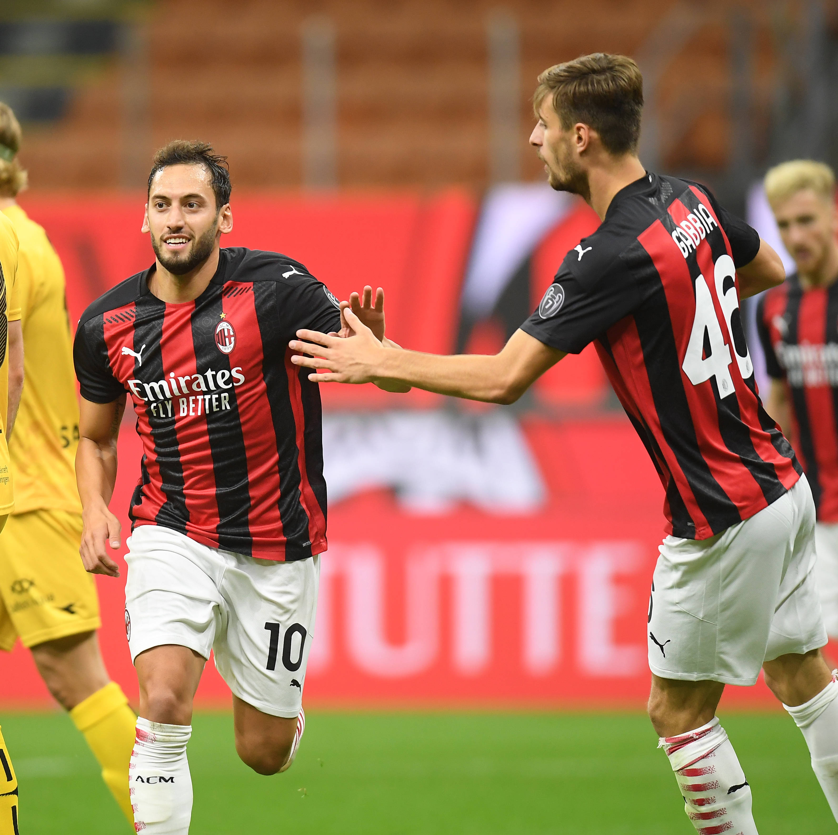 米体：莫伊塞-基恩正在与前意大利环球小姐约会